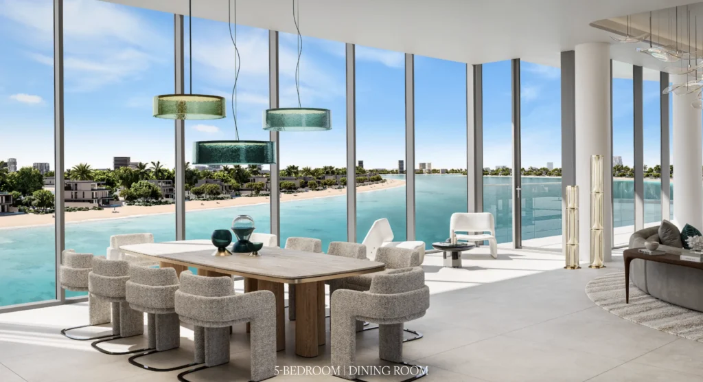 Palm Central Dinning room